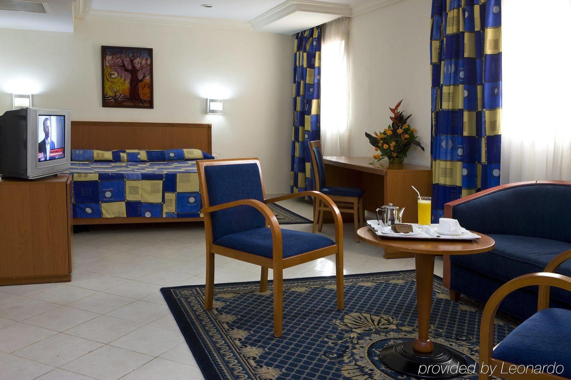 Azalai Hotel Independance Уагадугу Экстерьер фото